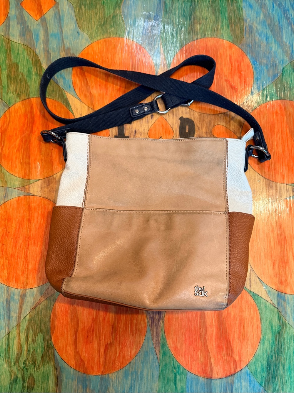 The Sak Women Leather Retro 3 Tone Crossbody Classic Neutral Purse Bag Brown Tan